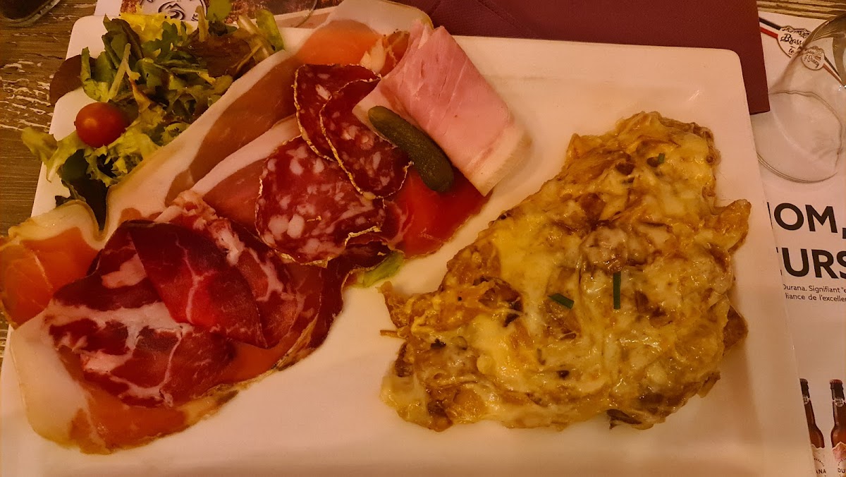 Restaurant Hôtel Du Centre-6